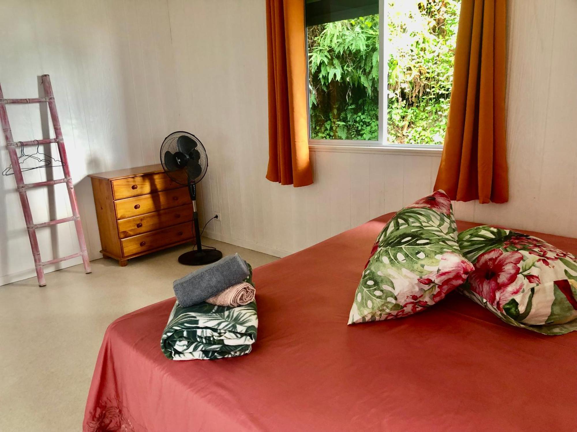 Fare Mirimiri Villa อุตูโรอา ภายนอก รูปภาพ
