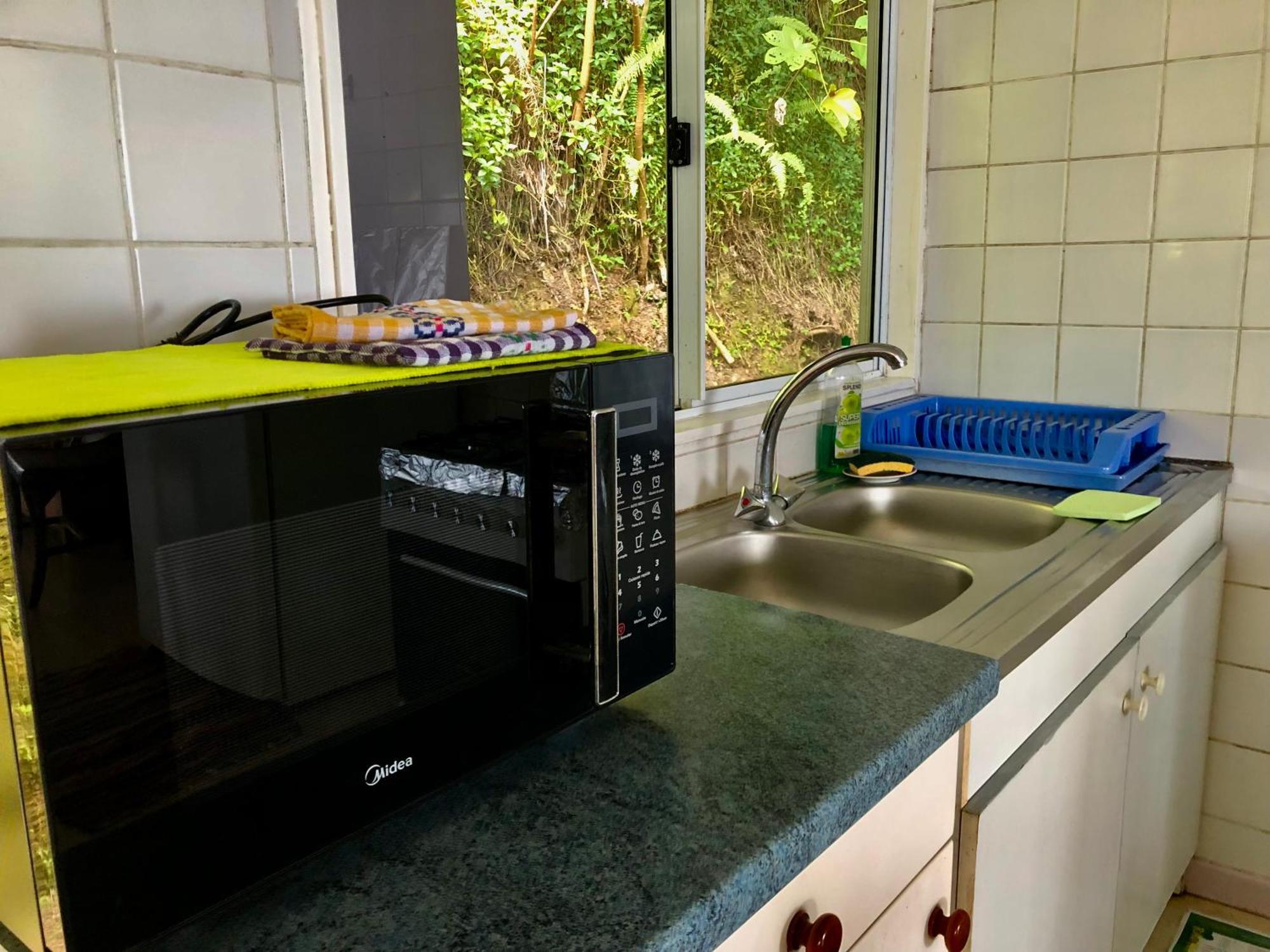 Fare Mirimiri Villa อุตูโรอา ภายนอก รูปภาพ