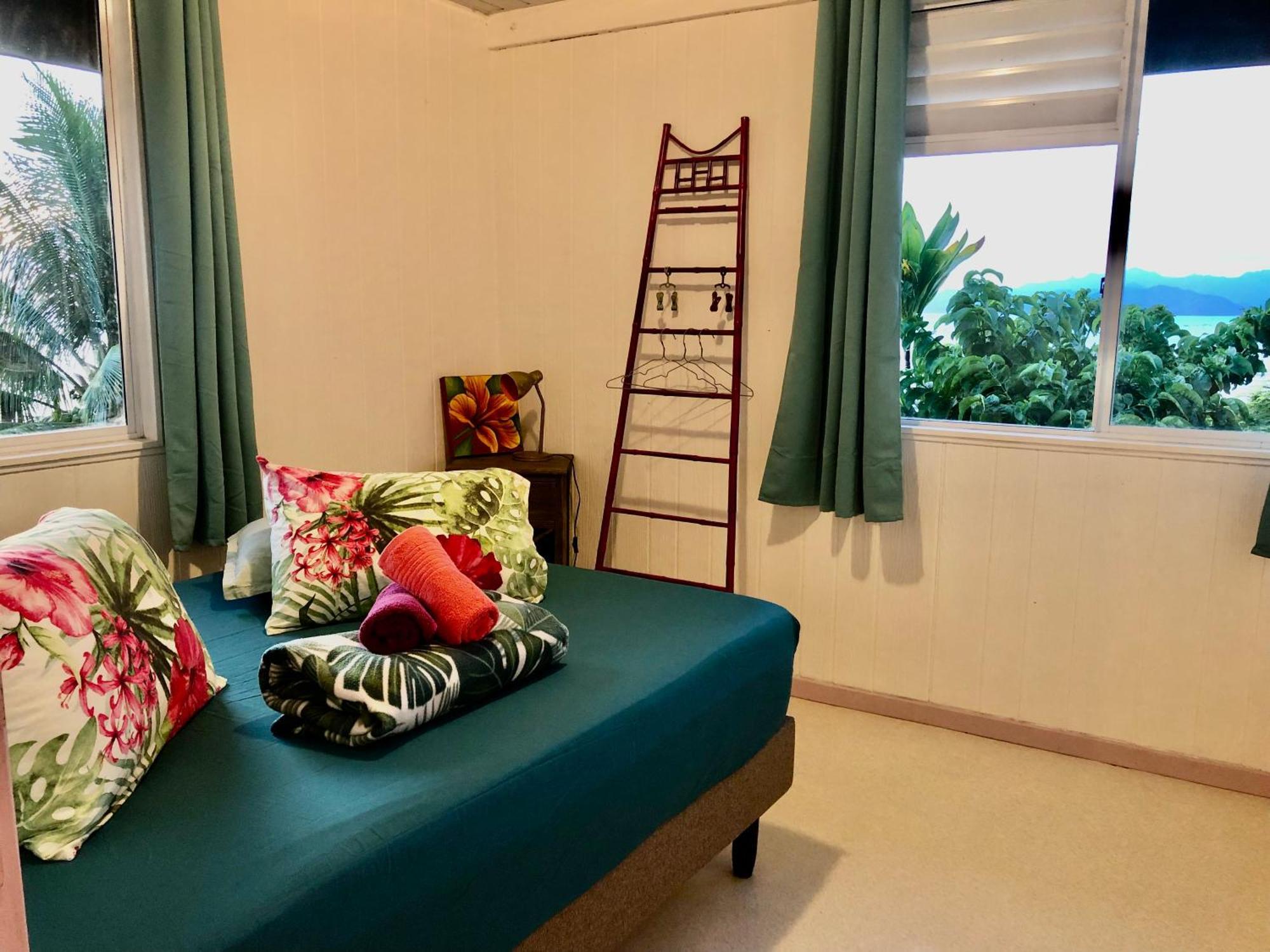 Fare Mirimiri Villa อุตูโรอา ภายนอก รูปภาพ